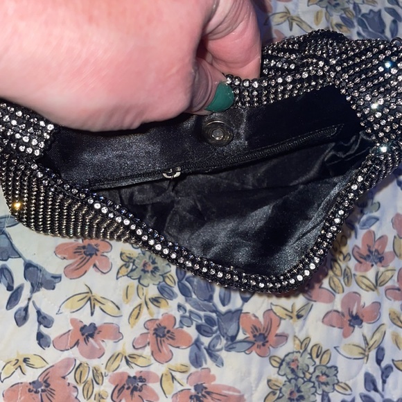 Mix No.6 rhinestone purse - Picture 5 of 7